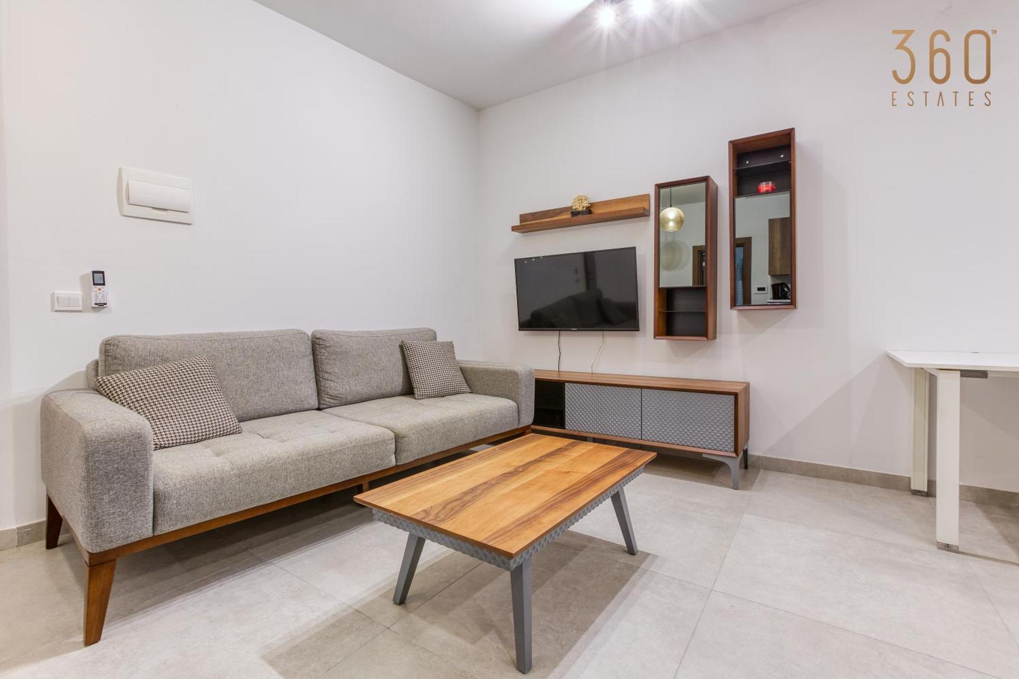 The Swieqi Poolside Suites Is-Swieqi Bagian luar foto