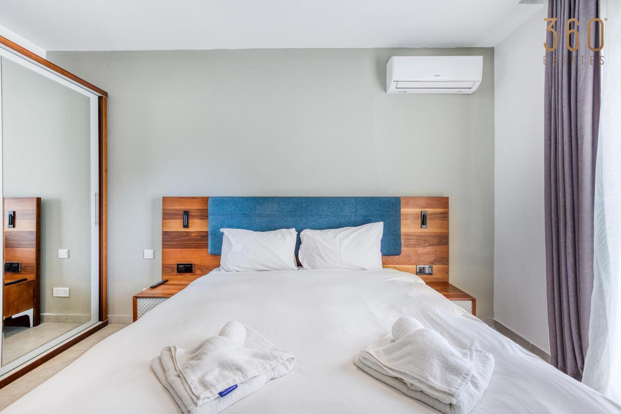 The Swieqi Poolside Suites Is-Swieqi Bagian luar foto
