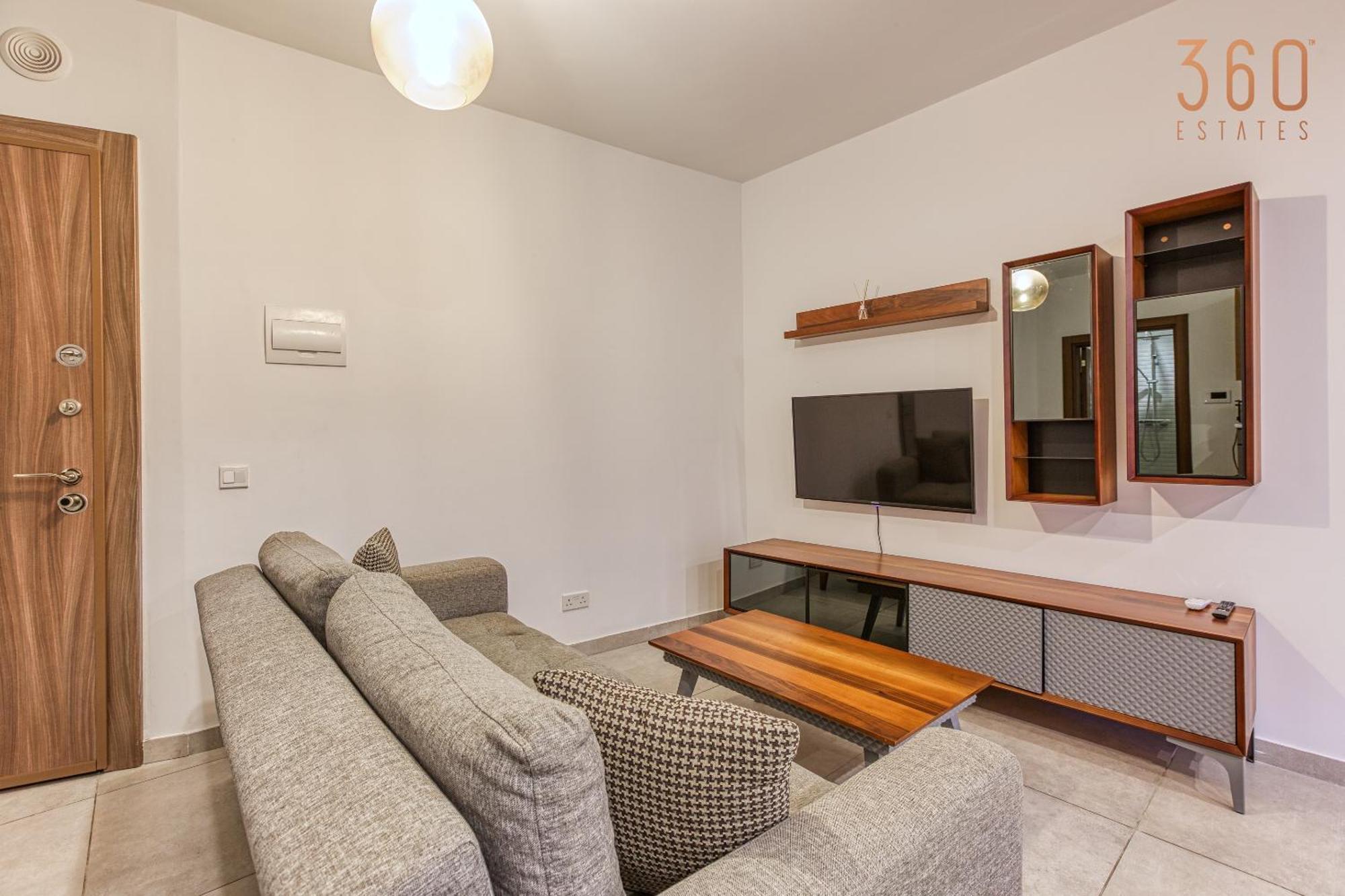 The Swieqi Poolside Suites Is-Swieqi Bagian luar foto