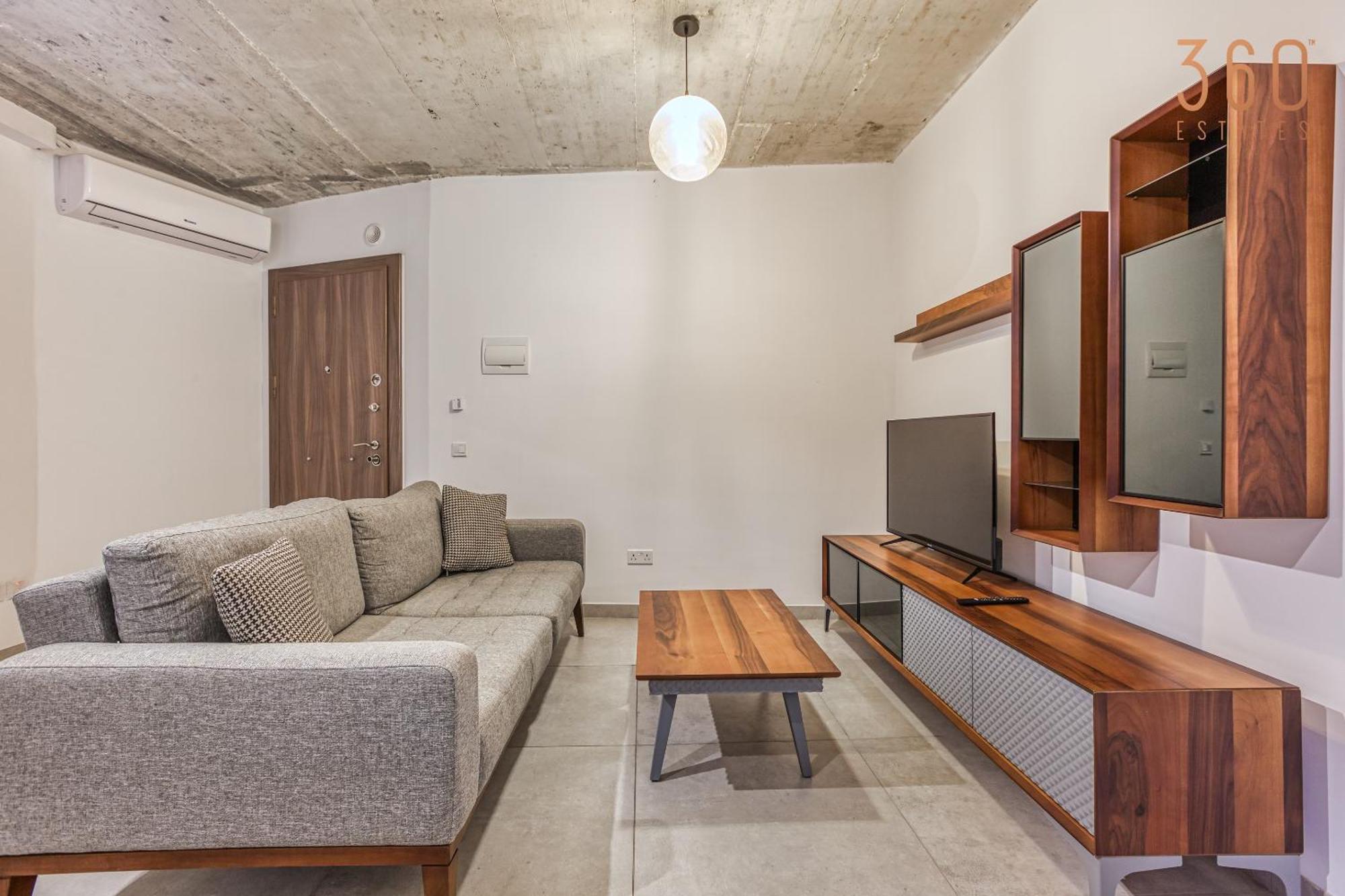 The Swieqi Poolside Suites Is-Swieqi Bagian luar foto